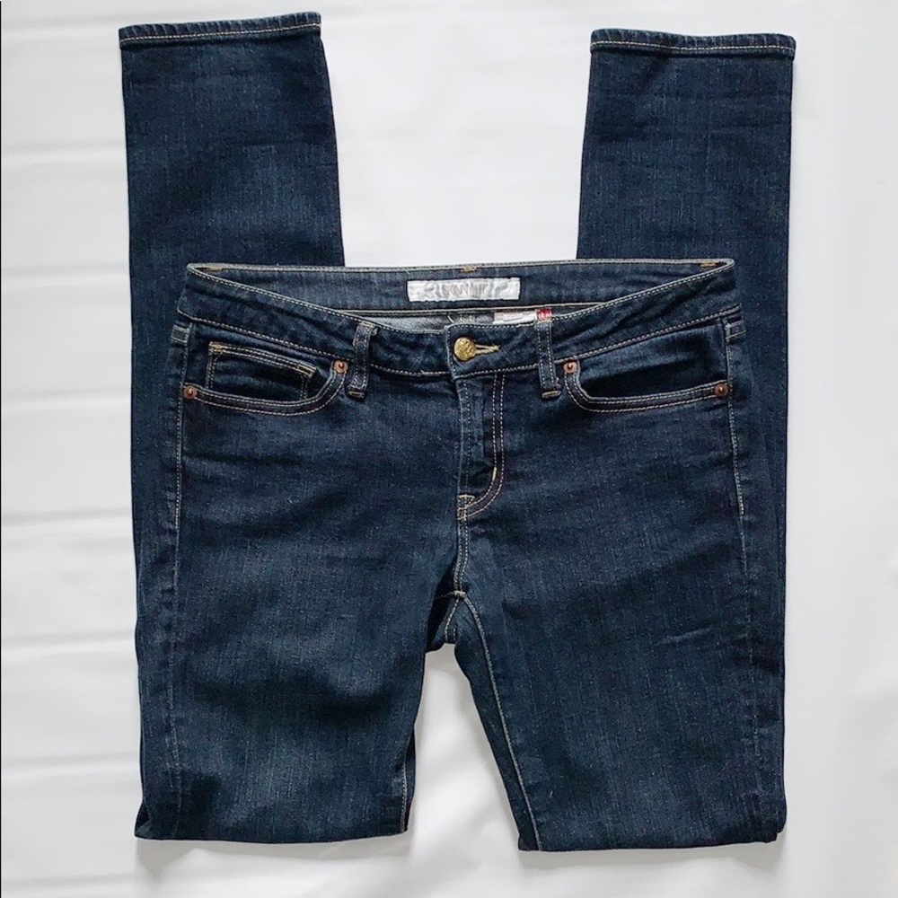 Skinny Fit Blue Jeans Size: 6
